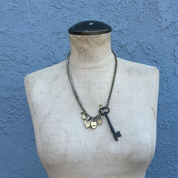 Y2k Fossil Charm Necklace Skeleton Key - Picture 9 of 10